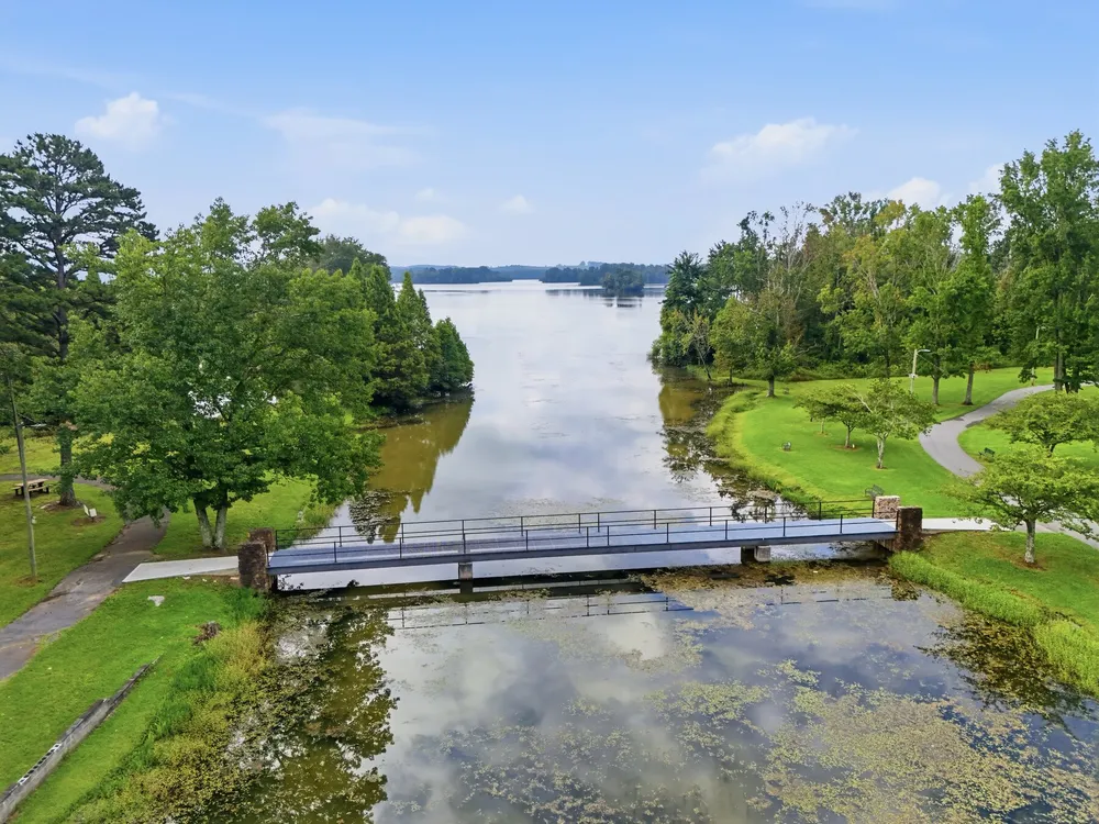 Veterans Park (waterfront) · photo 2